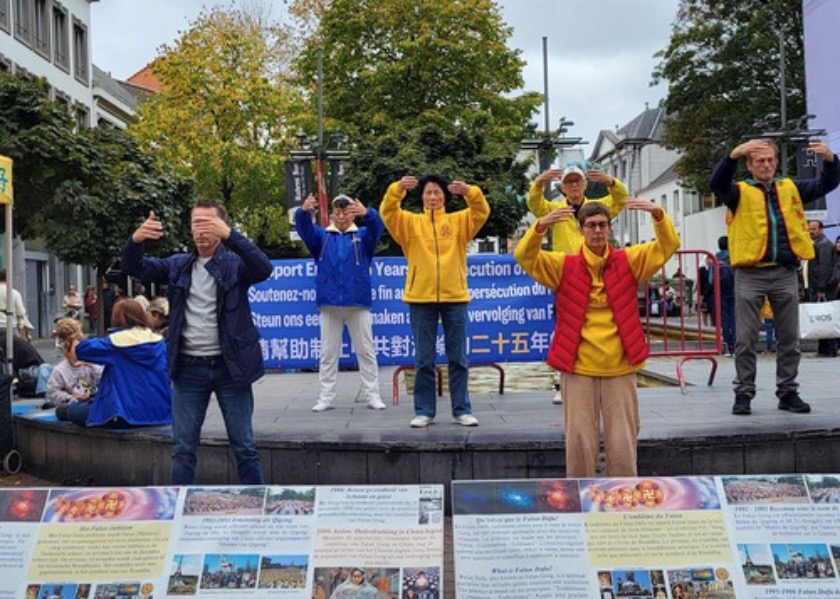 Image for article Antwerp, Belgium: Falun Dafa Practitioners Raise Awareness and Gain Public Support