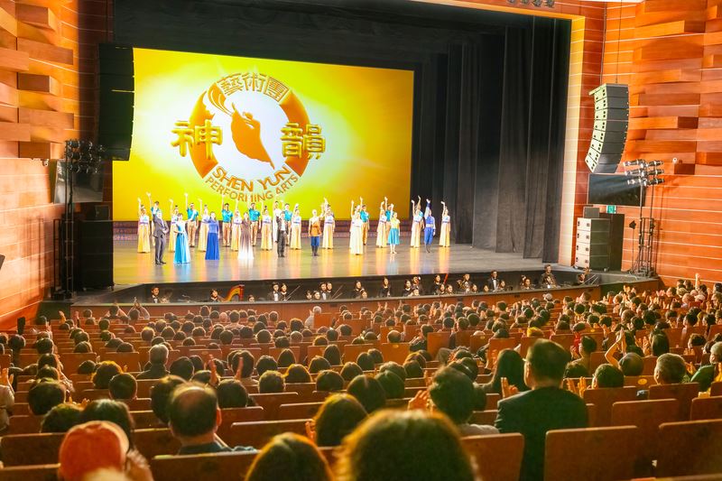 Image for article Shen Yun Presents Eight Sold-out Shows in Three South Korean Cities: “The Essence of Eastern Culture”