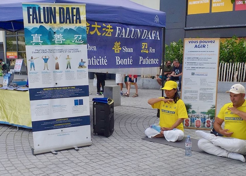 Image for article Falun Gong Information Day in Limoges, France