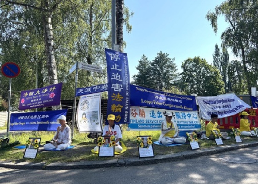 Image for article Finland: Falun Gong Practitioners Raise Public Awareness Through a Series of Informational Events