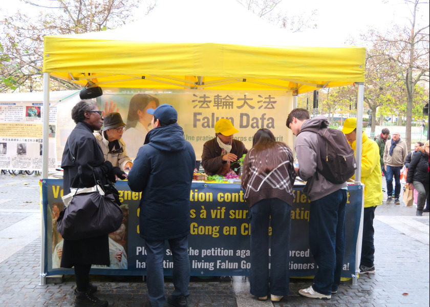 Image for article Introducing Falun Dafa and the Persecution in China at Events in Paris and Colmar, France