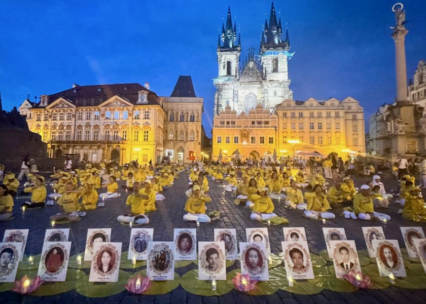 Image for article The Czech Republic: People in Prague Condemn the CCP’s Persecution of Falun Gong
