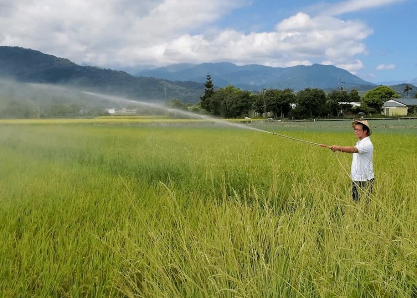 Image for article Farming With One Hand, Unwavering in His Faith